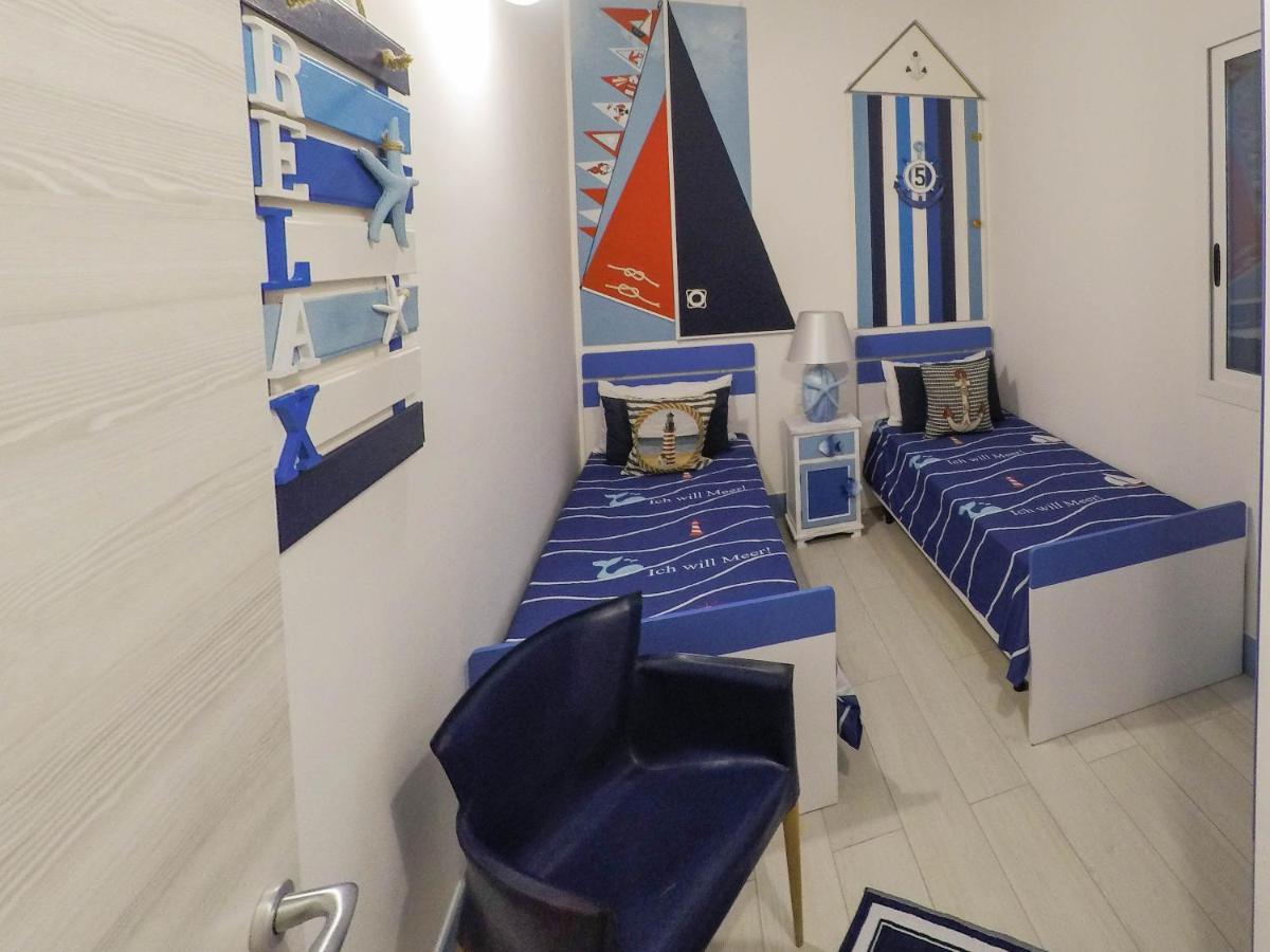 La Casa In Riva Al Mare Villa เอากุสตา ภายนอก รูปภาพ